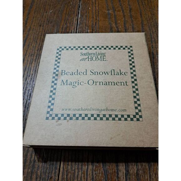 New Southern Living Home Bead Snowflake Magic Ornament Embellish Iridescent Whit - Picture 6 of 7